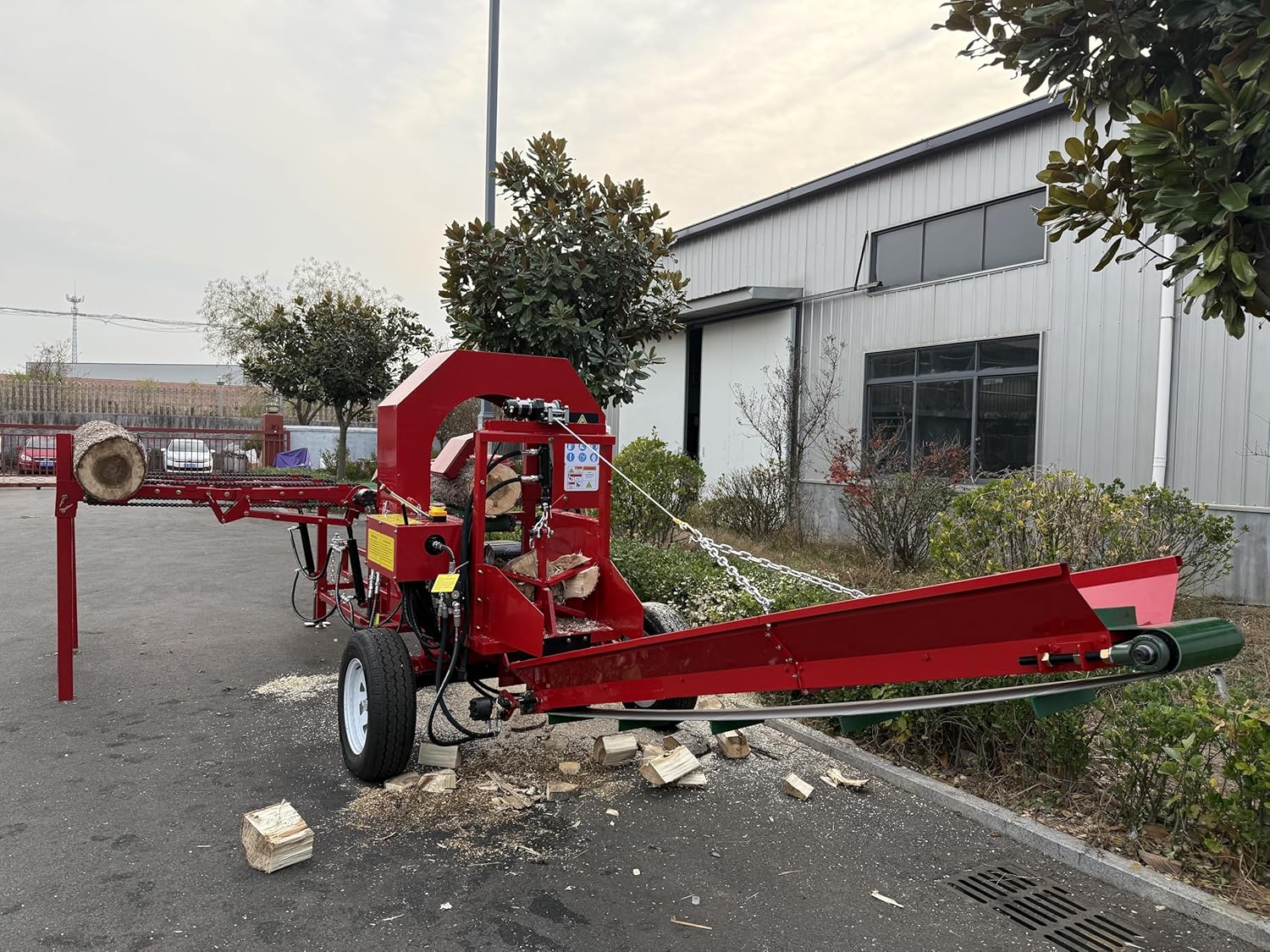 آلة قطع وتقسيم الحطب الثقيلة ب - مراجعة Heavy Equipment Grinder وسعره